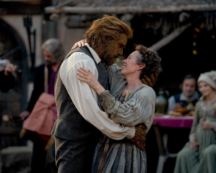 Wicker Review: Olivia Colman Shines in Folk-Horror Romance