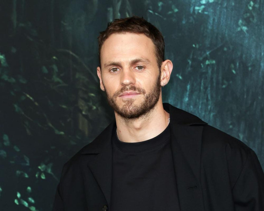 Charlie Vickers on Sauron, Tom Cruise Freediving and Comedy Roles
