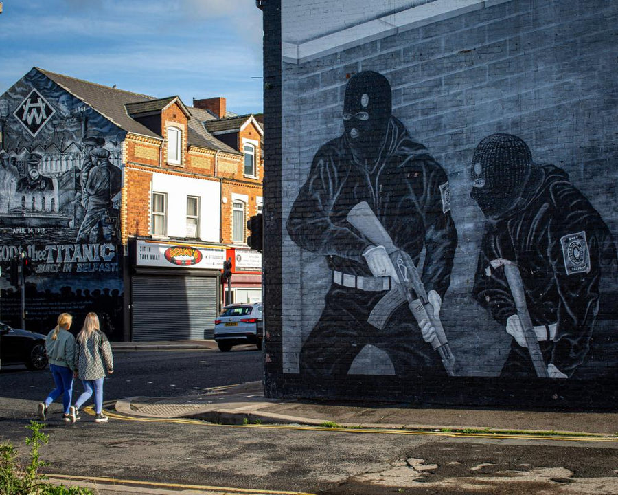 UK and Ireland Should Negotiate Paramilitary Disbandment in Northern