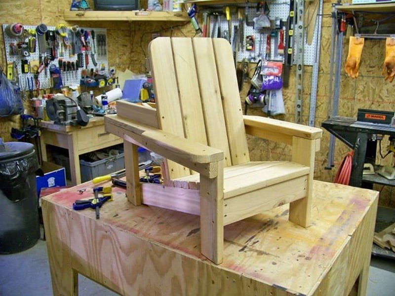 Build a Kids Adirondack Chair with Mate Tow Design - grandgoldman.com