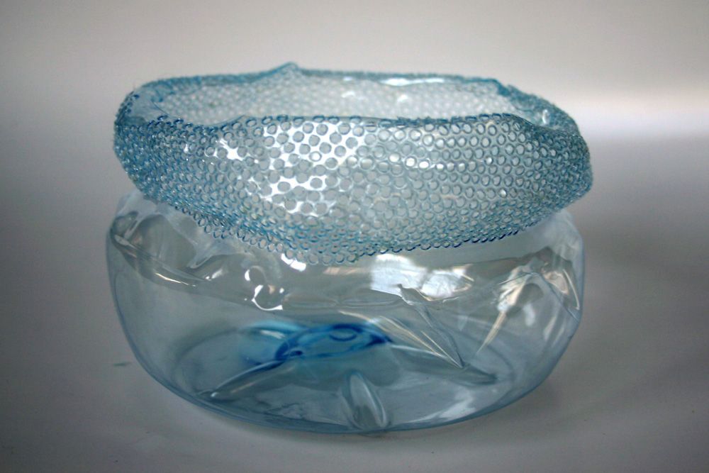 How to make a bowl from a plastic bottle - grandgoldman.com