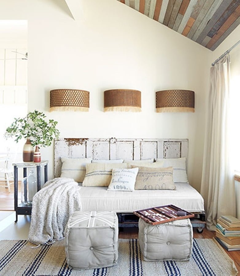 Charming Headboards - grandgoldman.com
