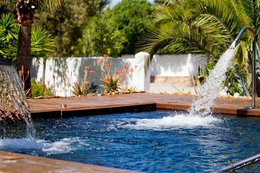 Waterfalls: Make Your Pool Even More Pleasant and Elegant - grandgoldman.com