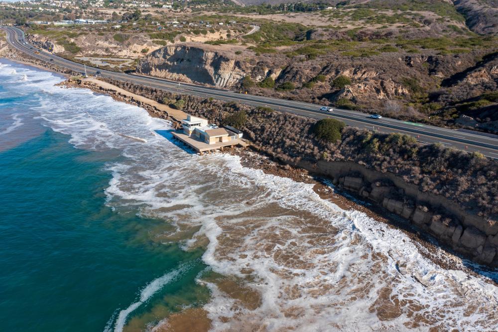 San Clemente Beach Erosion Threatens Surf Culture and Rail Line