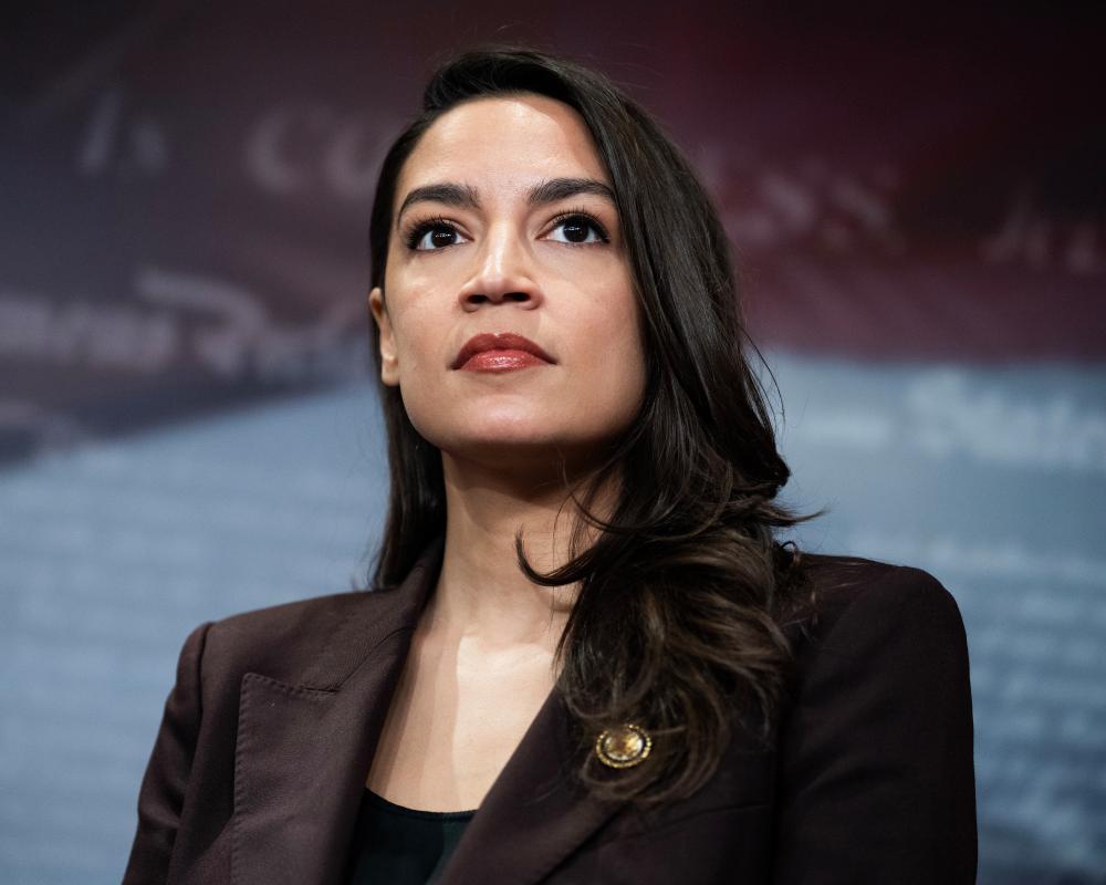 AOC Egg Freezing: Why It Feels Radical in Today's US