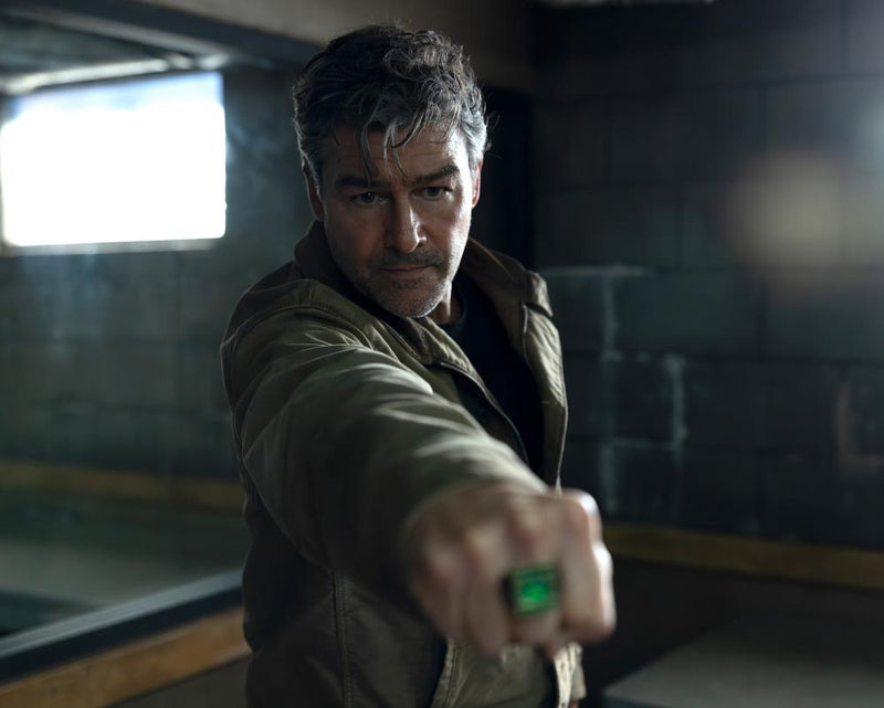 Lanterns Review: Kyle Chandler and Aaron Pierre Superhero Drama Falls
