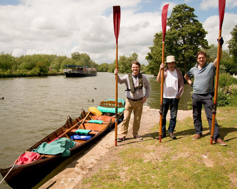 British Holiday on the Thames: Rowing Adventure from Oxford to London