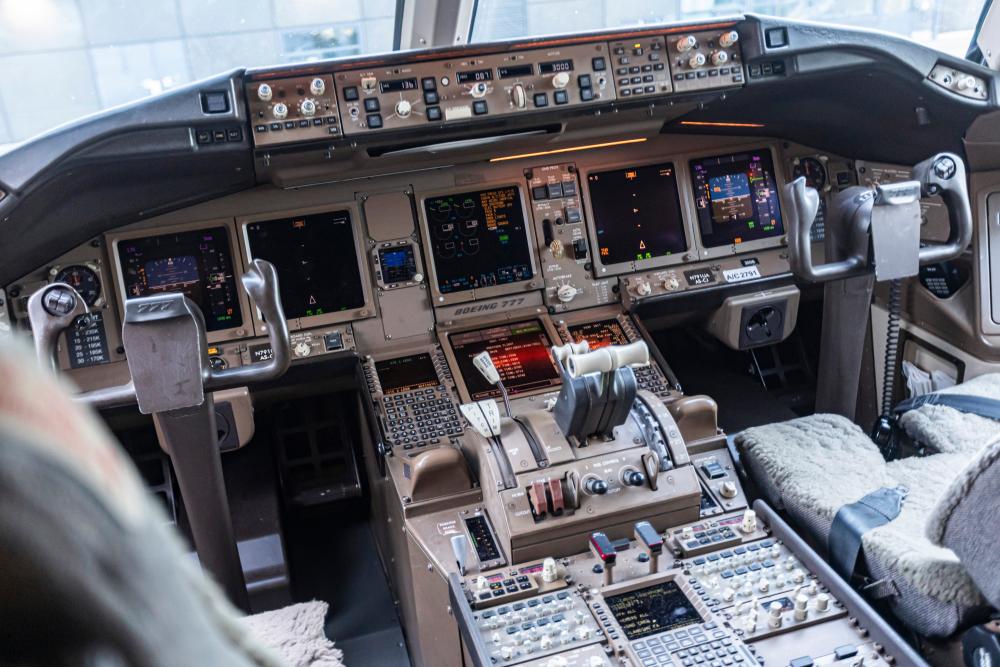 Senate Bills Ease Mental Health Stigma for Pilots and Controllers