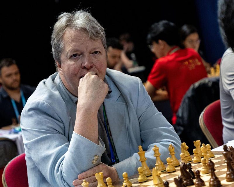 Nigel Short to Play Chess at South Pole Despite Climate Criticism