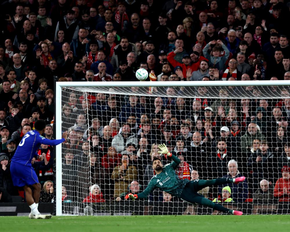 Liverpool Beat Chelsea on Penalties Again in Carabao Cup Thriller