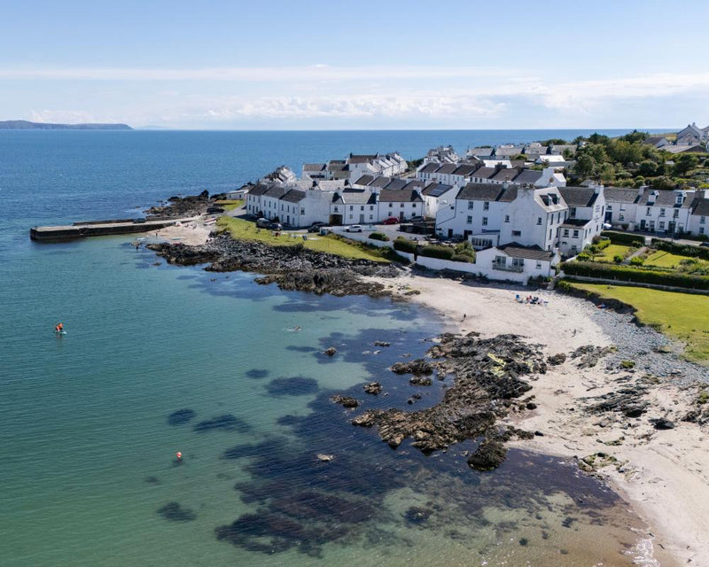 Islay Distilleries Boost Local Economy and Seafood Tourism