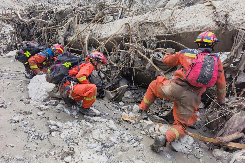 Nepal-Tibet Floods: Over 3,000 Missing, Rescue Efforts Intensify