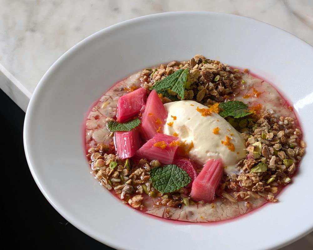 Porridge Trend 2025: Fibremaxxers Drive Oats Renaissance