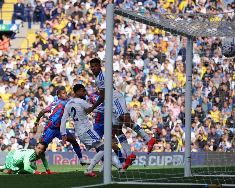 Leeds Extend Unbeaten Start After Crystal Palace Stalemate