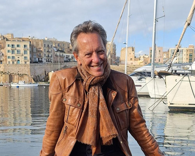 Richard E Grant's Modern Odyssey Review: A Thrilling Travelogue