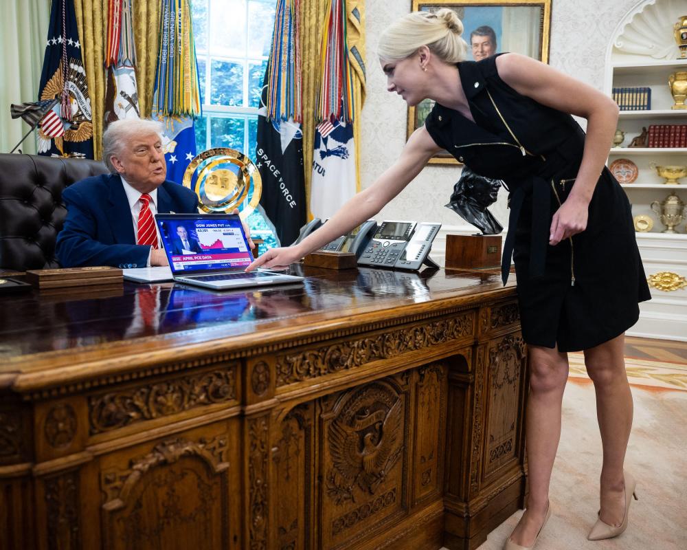Natalie Harp Pro-Trump Tweets on Capitol Riot Day Exposed