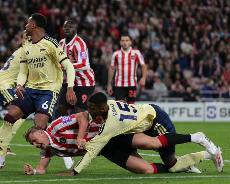 Arsenal Demand Pro Ref Meeting Over Sunderland Penalty Decision