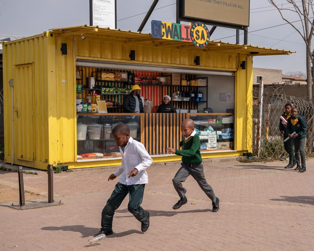 Weigh-and-Pay Shops Tackle South Africa's Poverty Tax