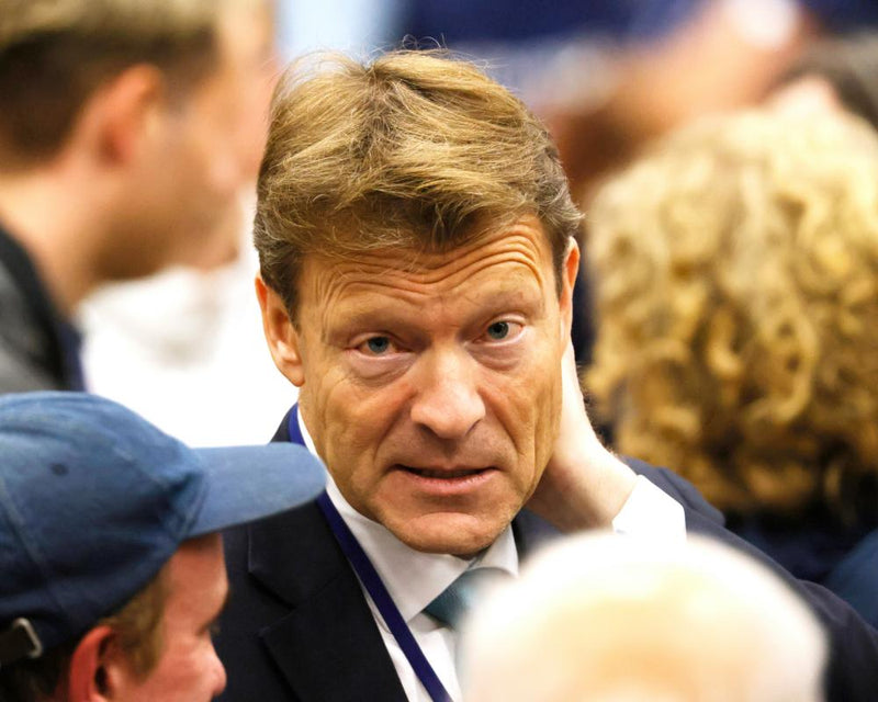 Labour Calls for Tice Apology to Firefighters Over Heat Remarks