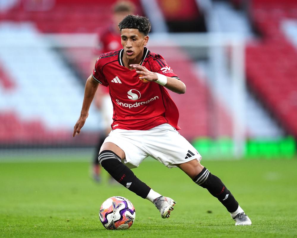 Manchester United Offer JJ Gabriel New Deal Amid £350,000 Exit Risk