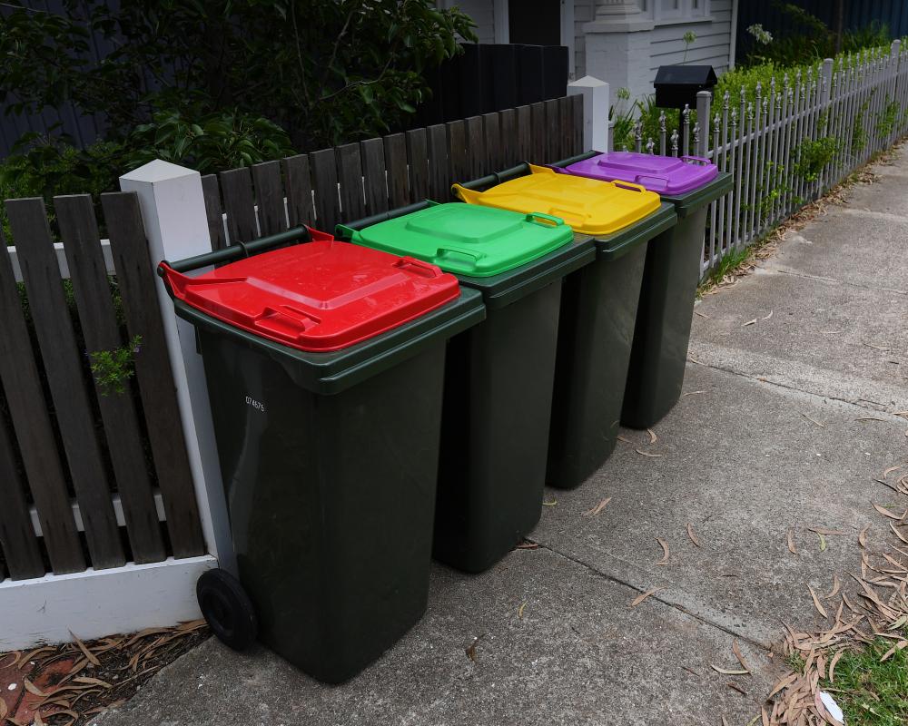 Weekly Red Bin Collection: Wheelie Good Idea or Rubbish