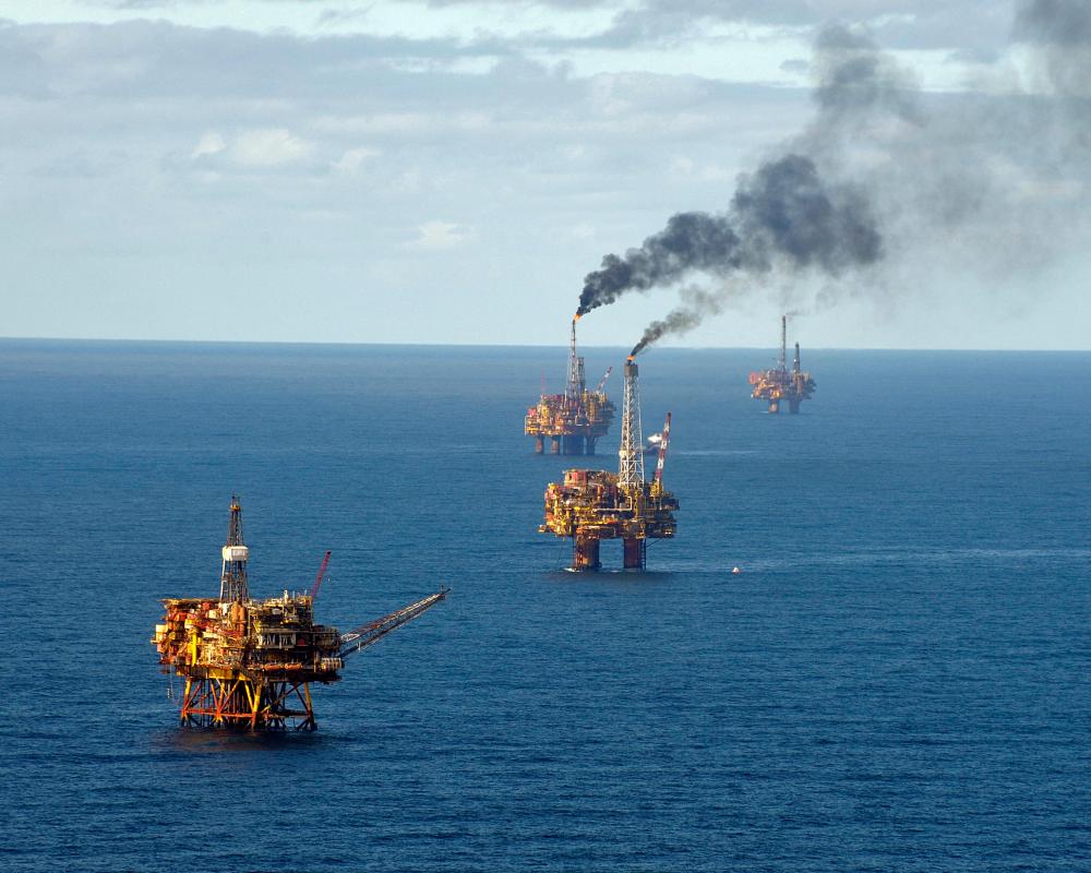 North Sea Strikes Threaten UK Fuel Supplies, Union Warns
