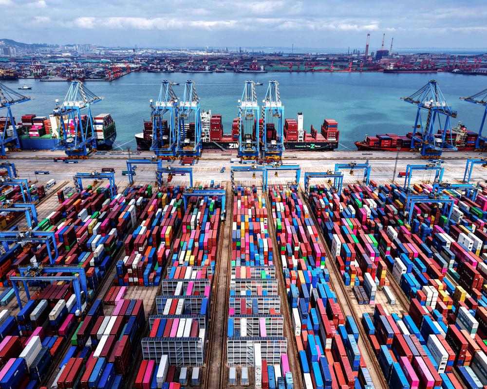 EU Trade Deficit With China Hits €1bn Daily as Imports Surge