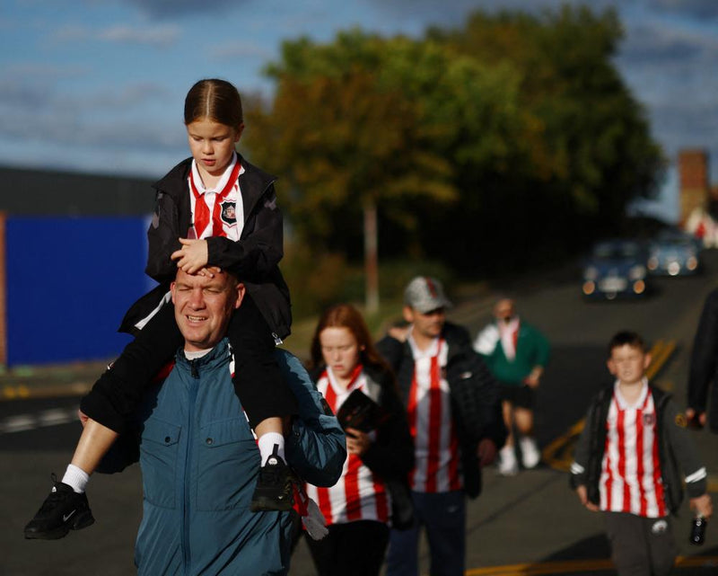 Europa League Clockwatch: Sunderland vs AZ, Milan vs Benfica Live