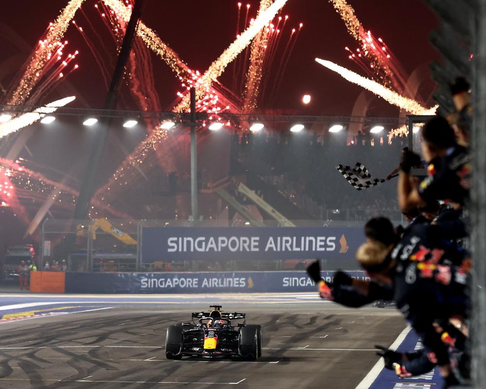 Verstappen Wins F1 Singapore GP, Holds Off Leclerc Charge