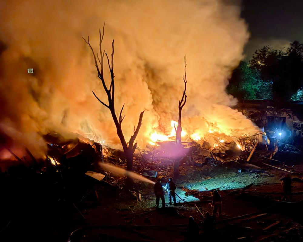 North Korean Missiles Hit Zaporizhzhia: Ukraine War Impact