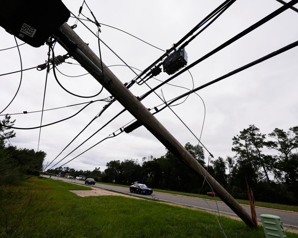 Hurricane Isaias Power Outages: Florida and Alabama Impact