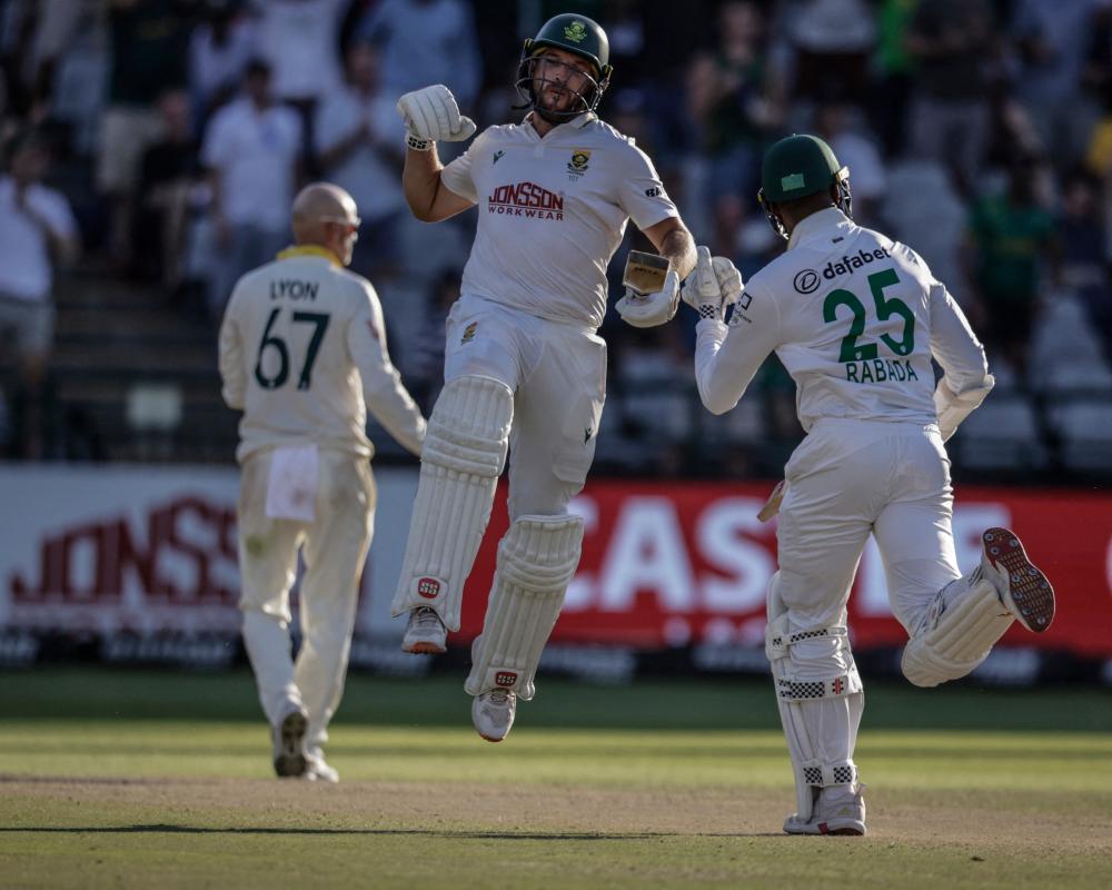 Australia Set 288 to Win as South Africa's Rickelton and Mulder Turn