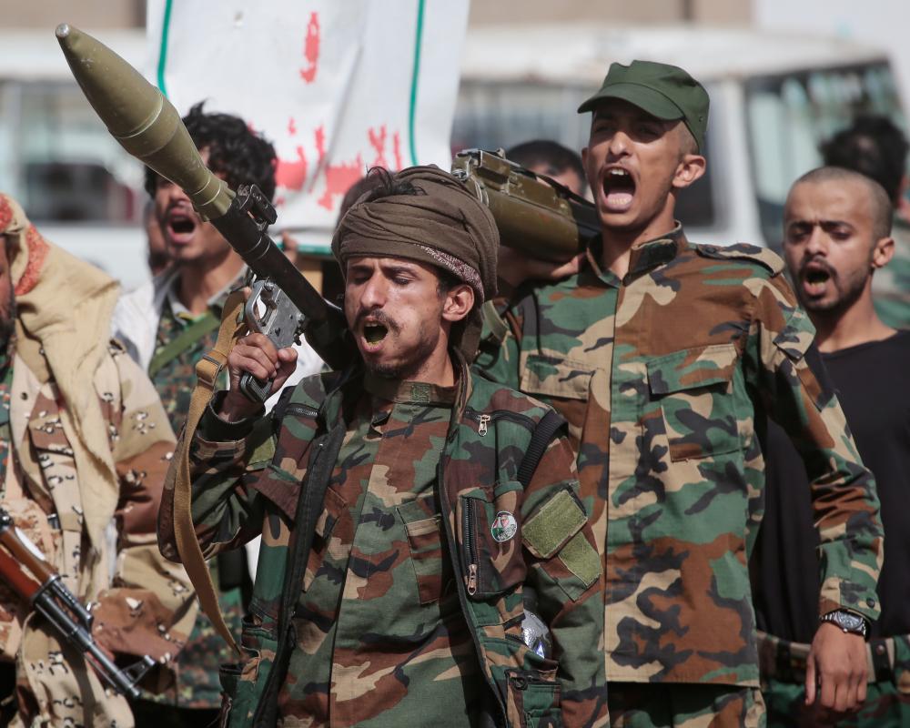 Yemen Crisis: 50,000 Civilians Flee Houthi Red Sea Advance