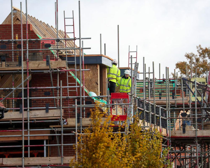 Persimmon Stock Outlook: Burnham Bounce Boosts Housebuilder