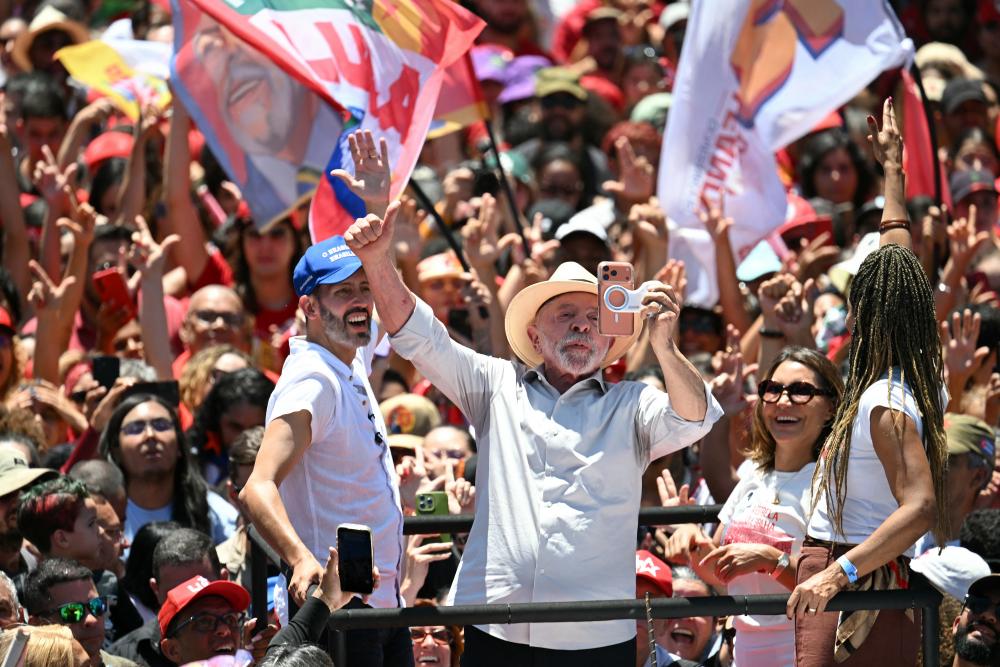 Lula's Election Win: How Social Media Creators Powered a Comeback