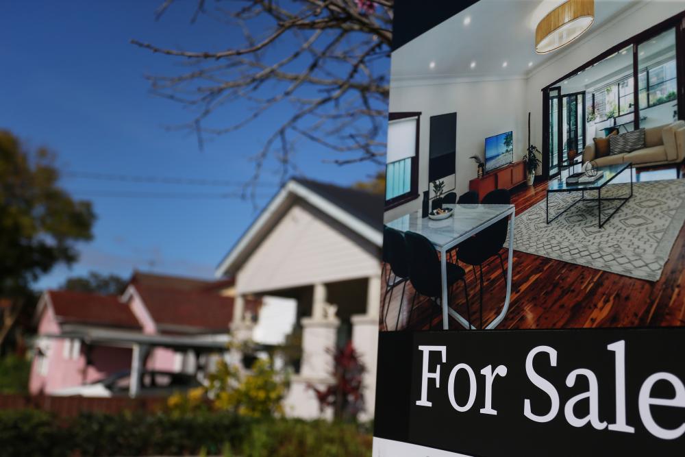 Australia Housing Market: High-End Property Falls, Affordable