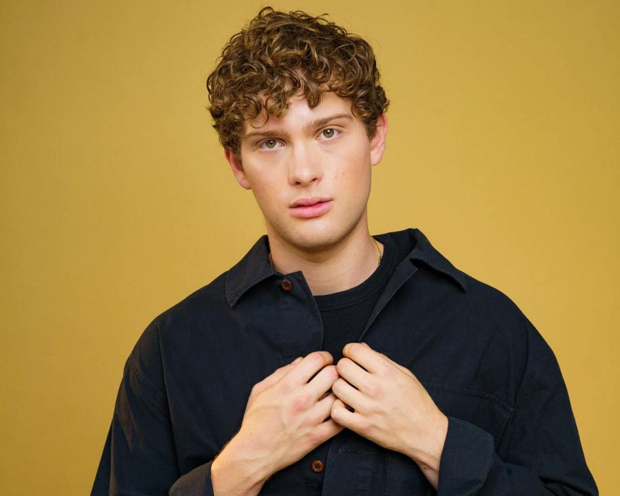 Leo Reich's Gen Z Sitcom It Gets Worse: A Bold New Comedy
