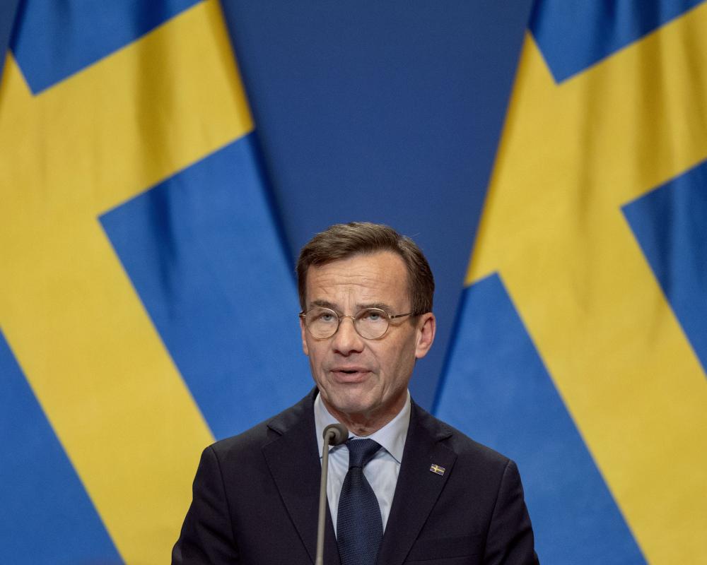 Sweden PM Resigns as Centre-Left Wins Slim Majority