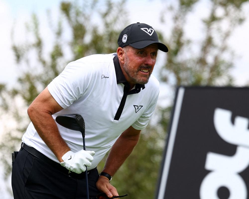 Phil Mickelson Seeks Treatment for Family Trauma and Addiction