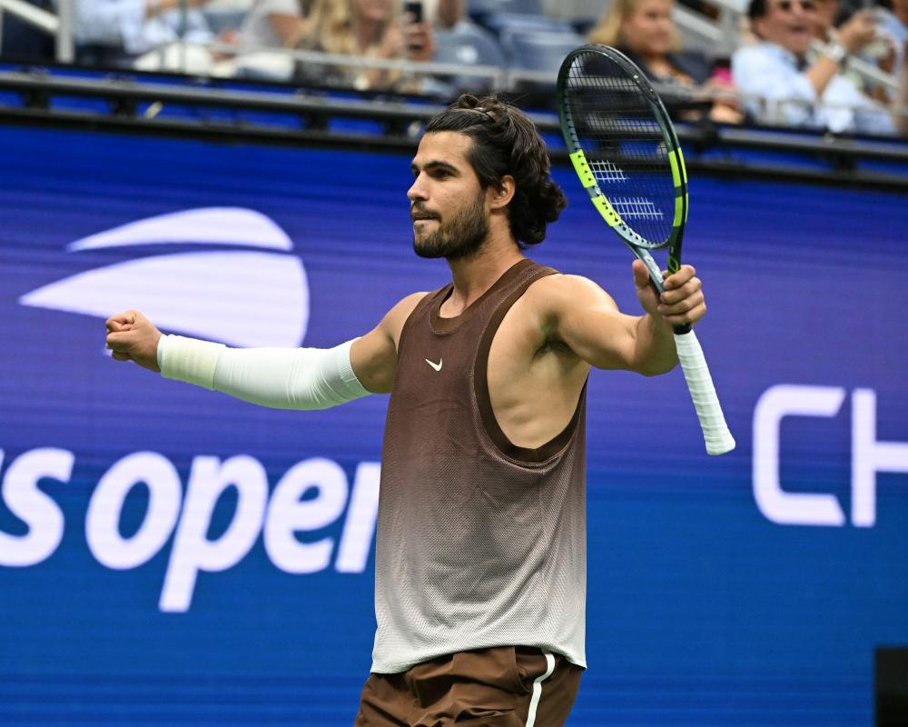 Carlos Alcaraz's Stunning US Open Return: Victory Over Safiullin