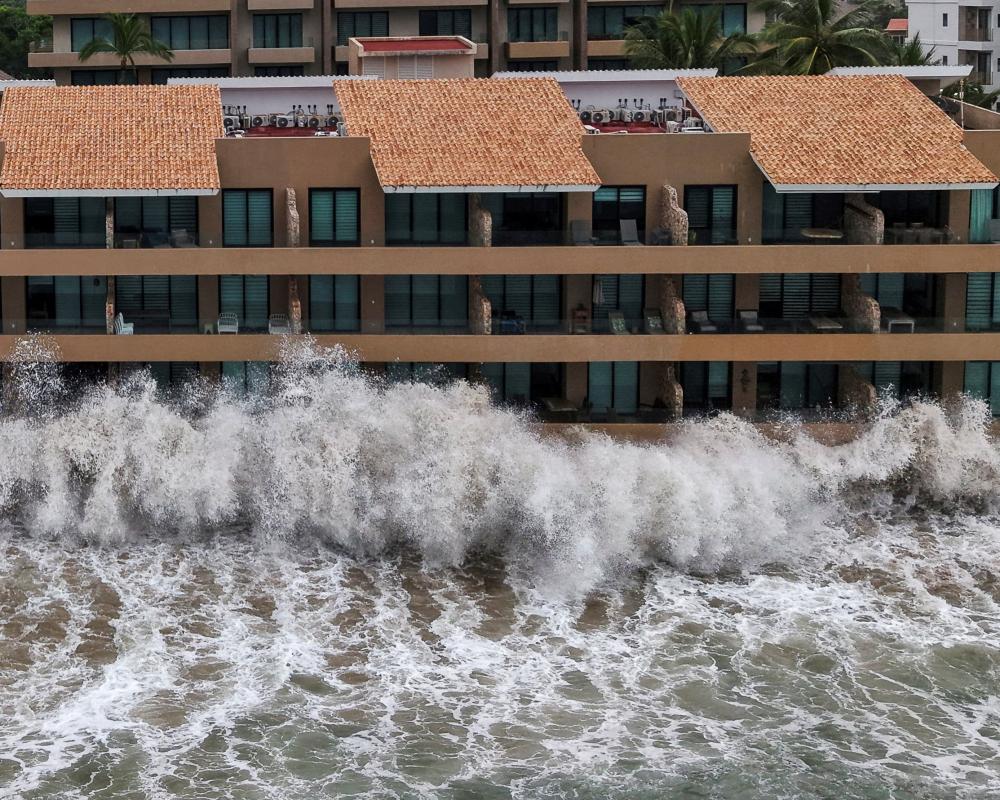 Hurricane Simon and Tropical Storm Rachel: Mexico Pacific Coast Storm