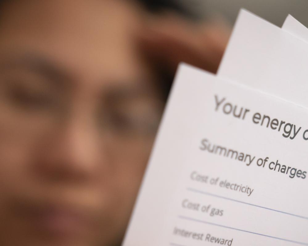 UK Households Pay £13,961 Extra on Bills Since 2021