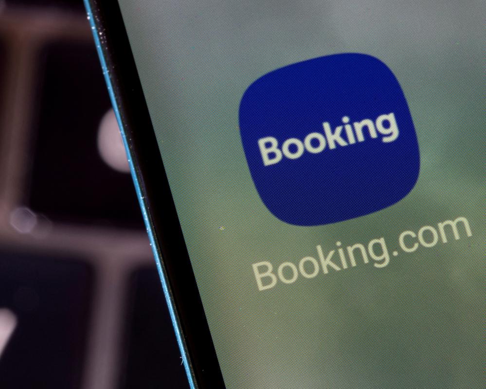 Booking.com EU Probe: Fake Listings and Scams Under Fire