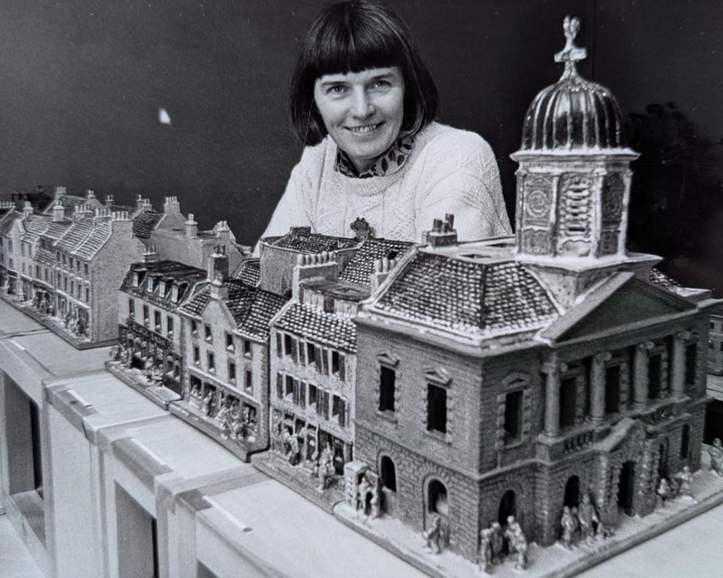 Liz Hird: Celebrated Ceramic Designer and Teacher Dies at 82