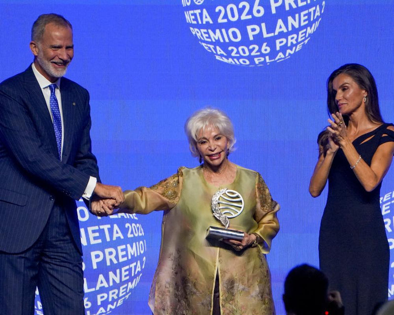 Isabel Allende Wins €1m Premio Planeta Under Pseudonym