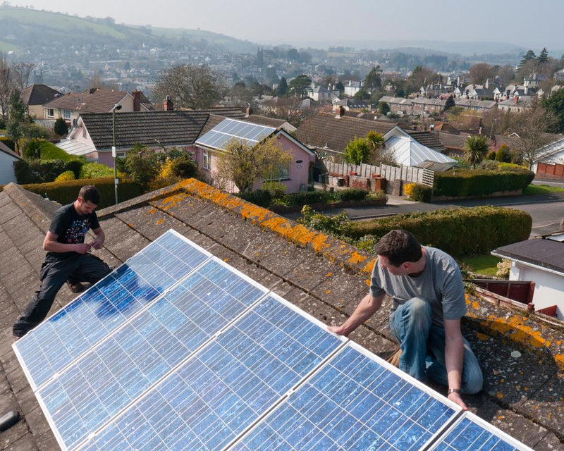 Renewable Energy Home Installations: Solar Panels & Heat Pumps