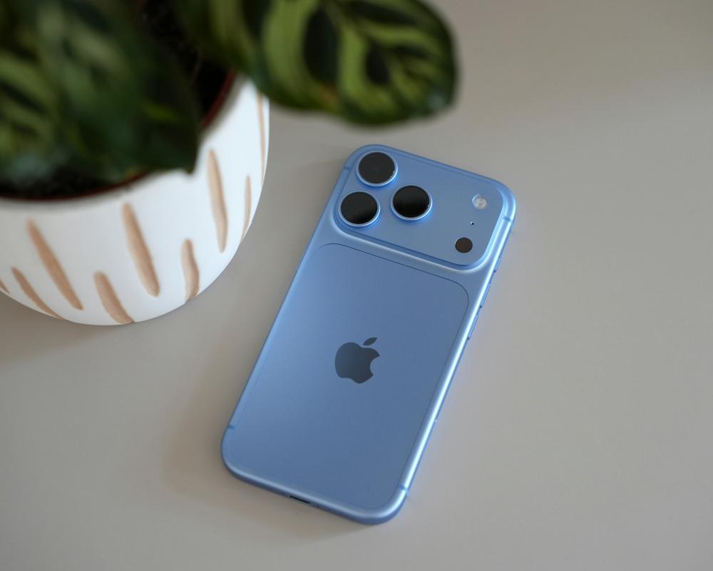 Apple iPhone 18 Pro Review: Big Changes, Small Differences