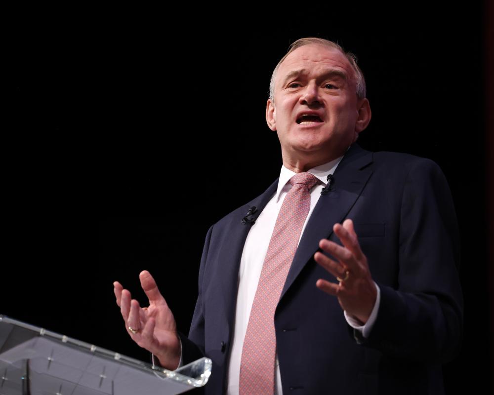 Ed Davey Survives Lib Dem Leadership Challenge as Revolt Fizzles