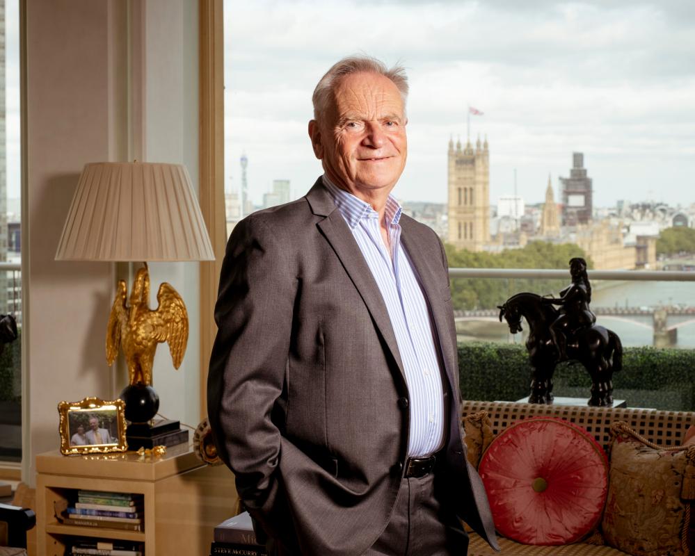 Jeffrey Archer, Novelist and Former MP, Dies at 86