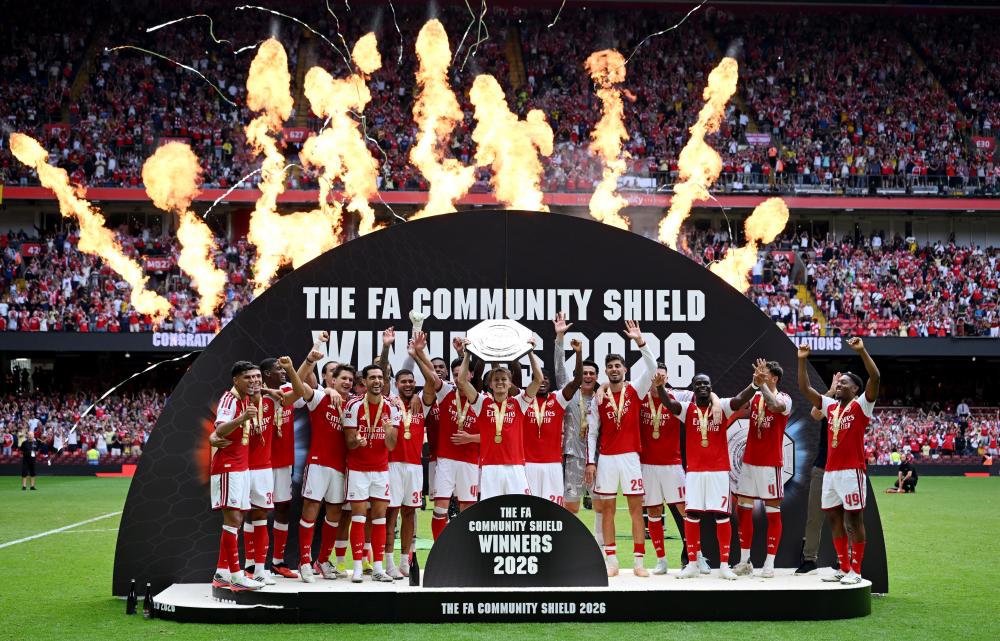 Arsenal's Calafiori Inspires Community Shield Win Over Man City
